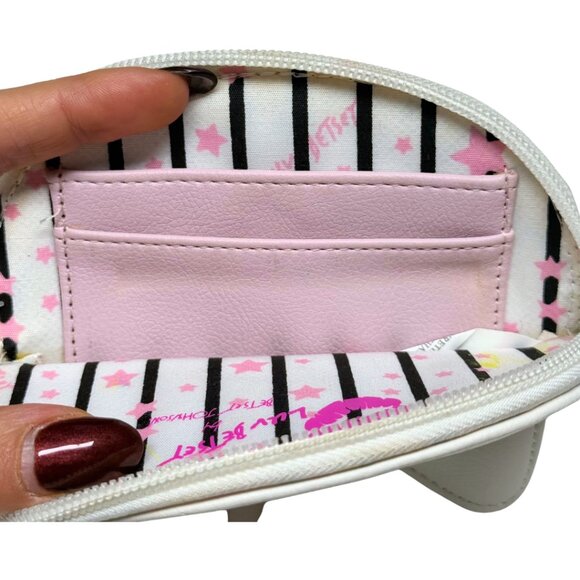LUV Betsey Johnson Unicorn Cat Wristlet Purse White Pink Roses Gently Used - Picture 4 of 8